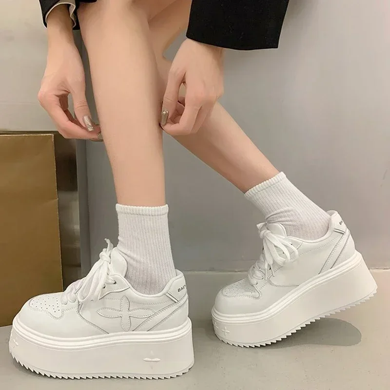 Spring and Autumn New Style Fashionable Casual and Comfortable Height-increasing Platform Soles for Women\'s Sports Sneakers