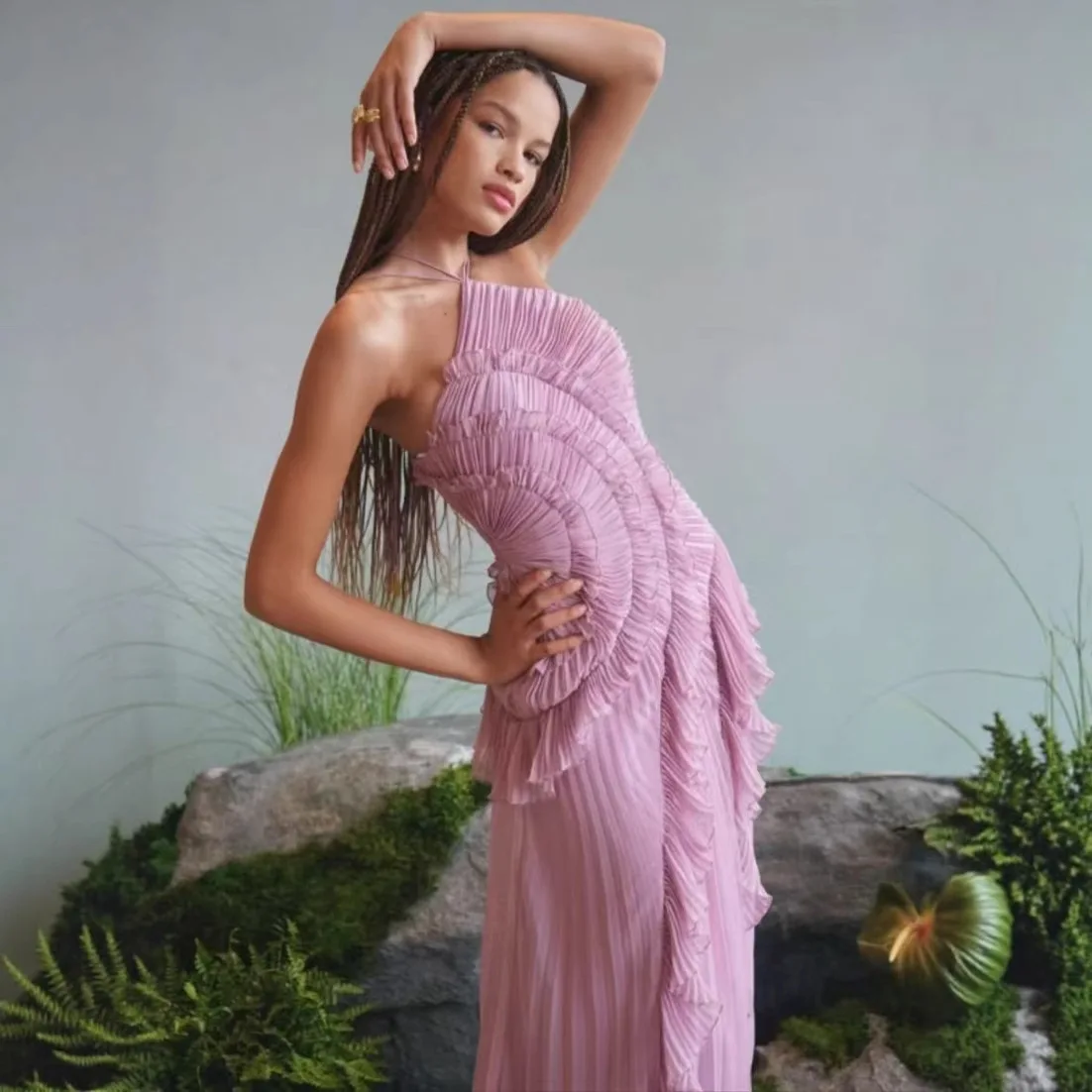

2025 Spring and Summer New Ruffle Leaf Edge Neck Halter A Pendulum Chiffon Elegant Long Dress