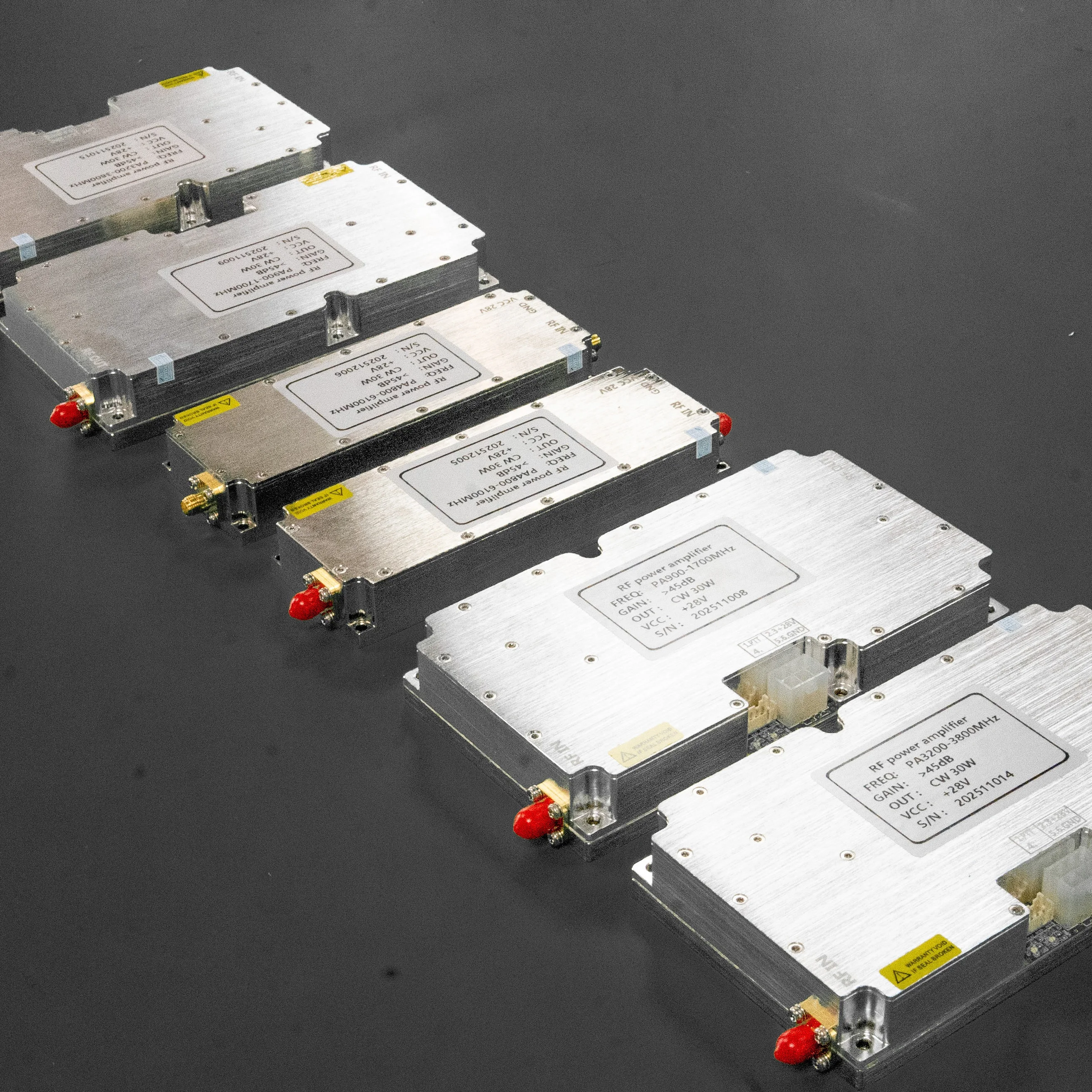 Supported    ized 120W 2400-2500Mhz 2.4G 5.2G 5.8G 100W Solid-state High-power Continuous Wave     Amplifier FPV Module