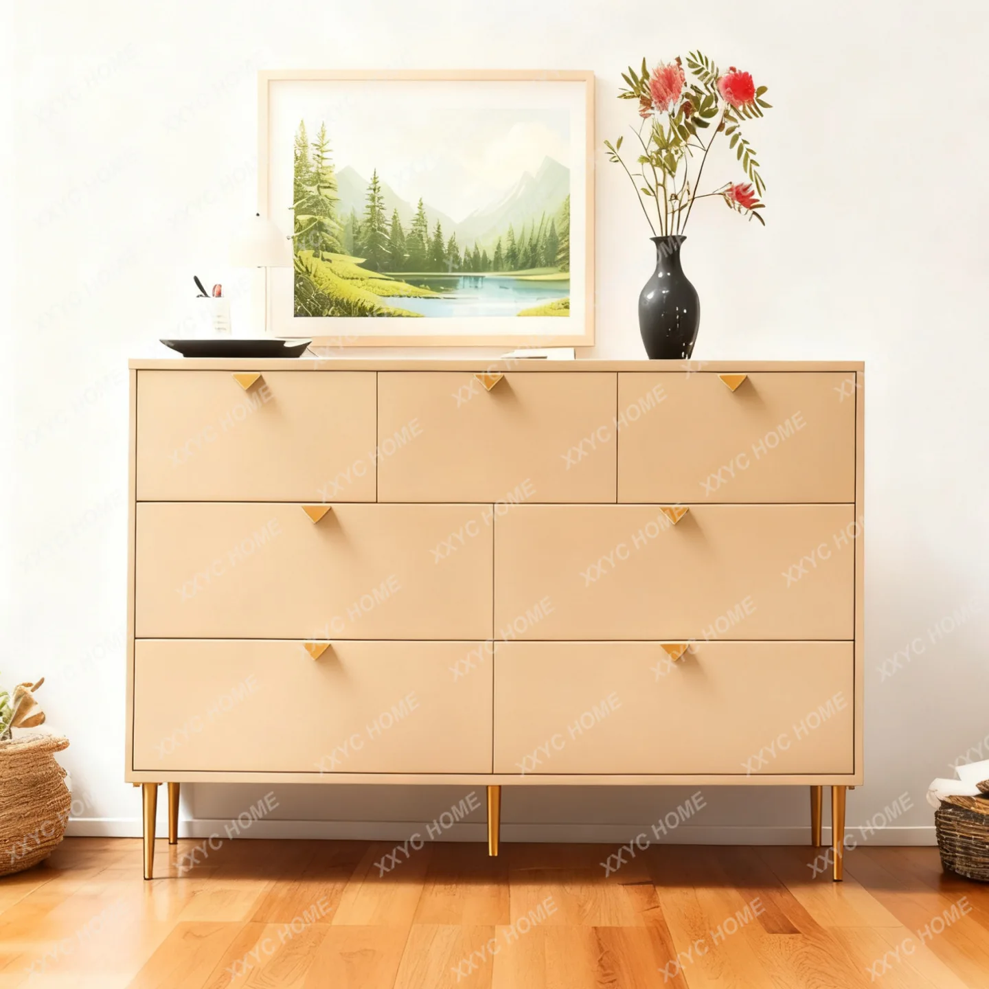 

Легкий роскошный комод с отделкой под фортепиано, тумба под телевизор для спальни, современная простота.