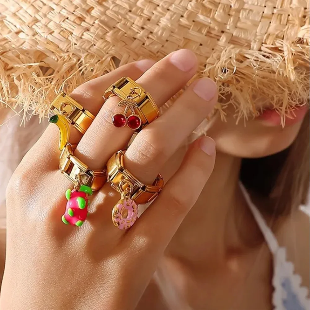 

Fashion Itanlin Cham Stainless Steel 18K Gold Plated Ring Banana Cherry Pendant Enamel Design Trendy DIY Jewelry Woman Gift