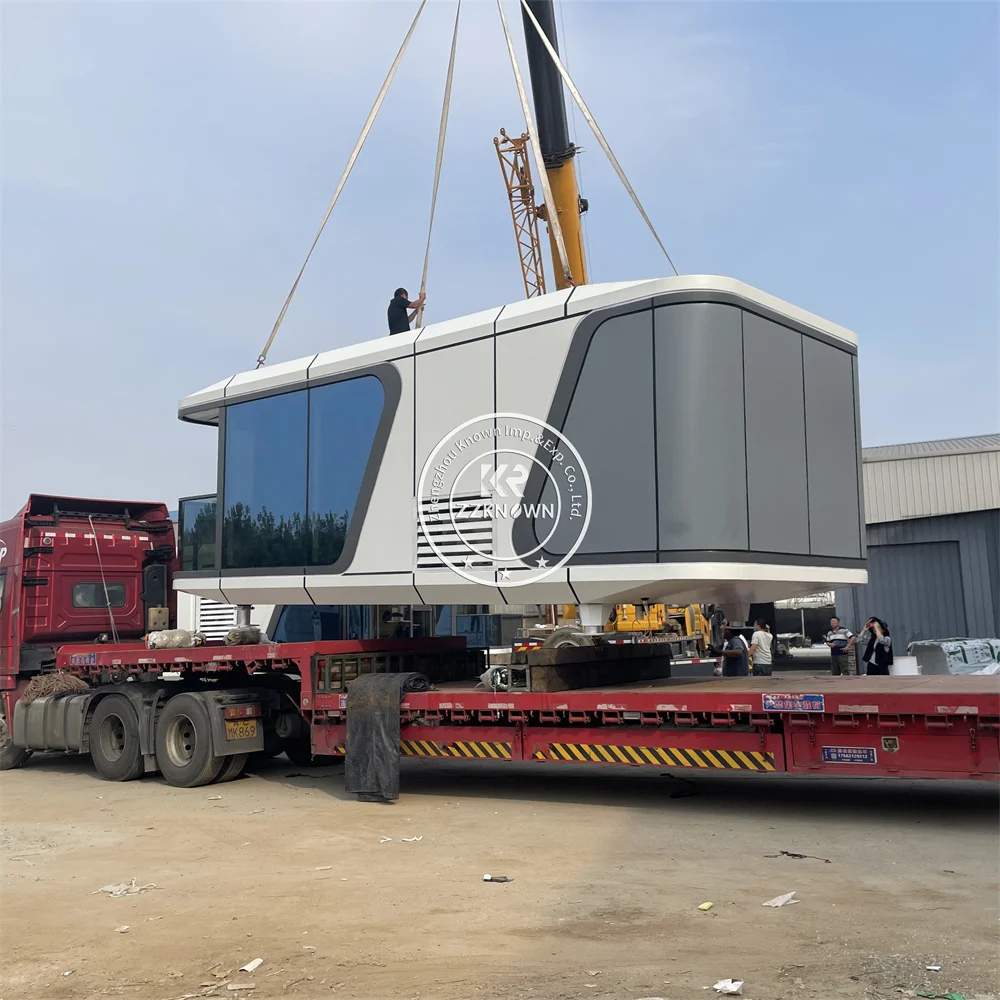 Prefab Container Outdoor Capsule House With Kitchen Commercial Home Space Airship Pod Capsule Room Portable Capsule Cabin