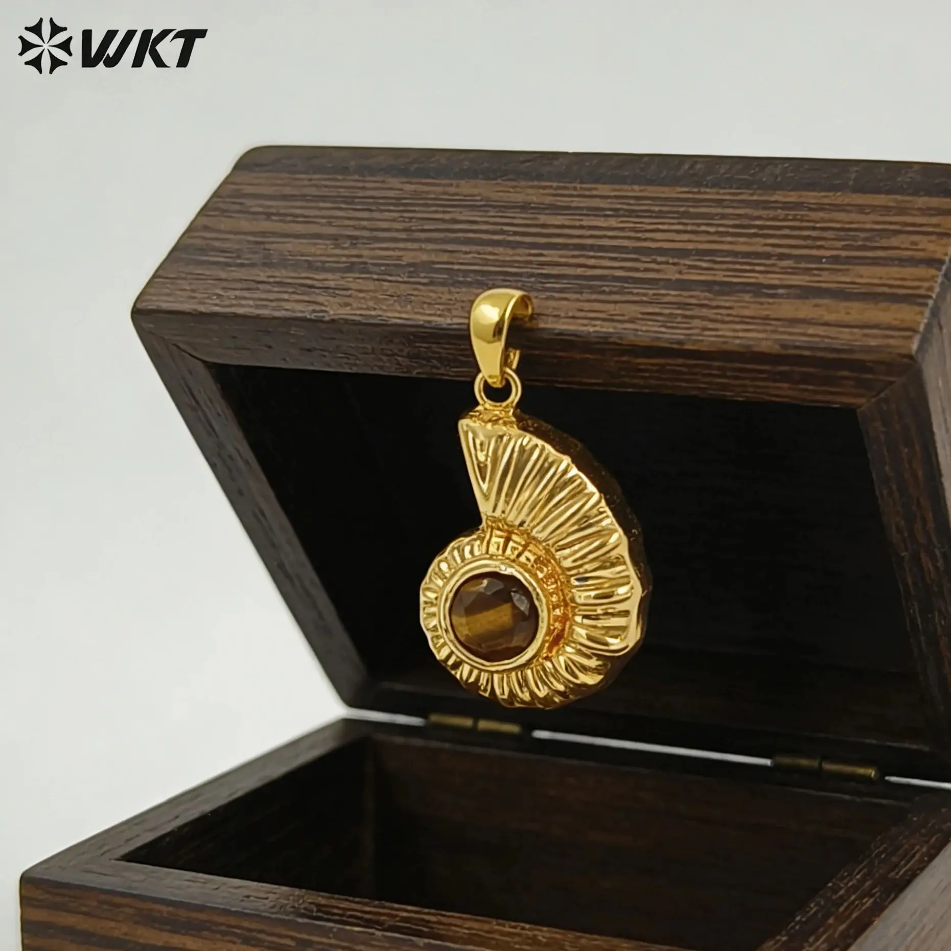 WT-P2056 Special Snail Shell Shape Silver&Yellow Brass With Gemstone Paved Pendants For Necklace Accessory Making