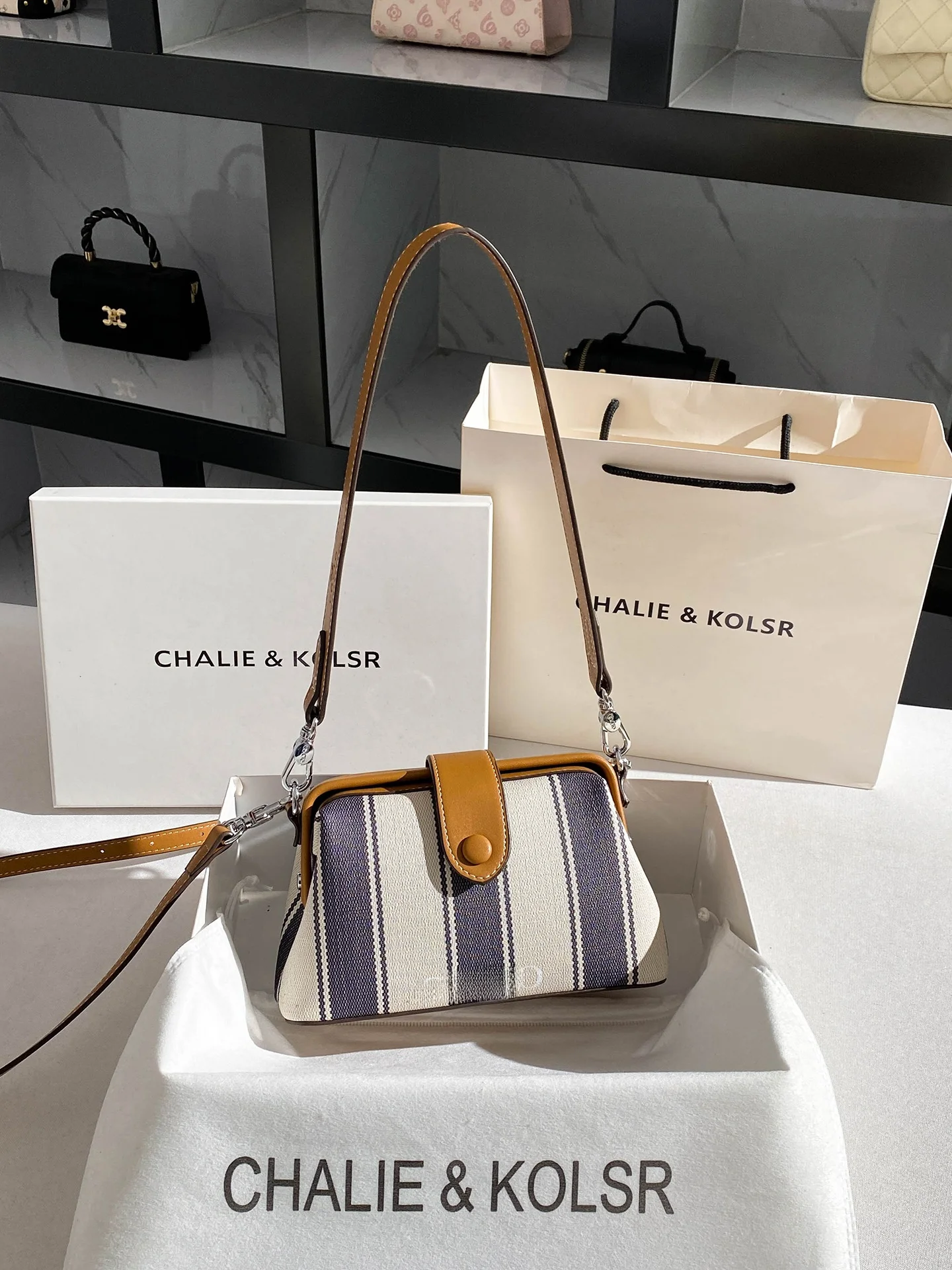 sac-carre-retro-raye-chaliekolsr-nouvelle-collection-ete-2026-sac-a-bandouliere-en-cuir-souple-avec-quincaillerie-en-alliage-pour-femme