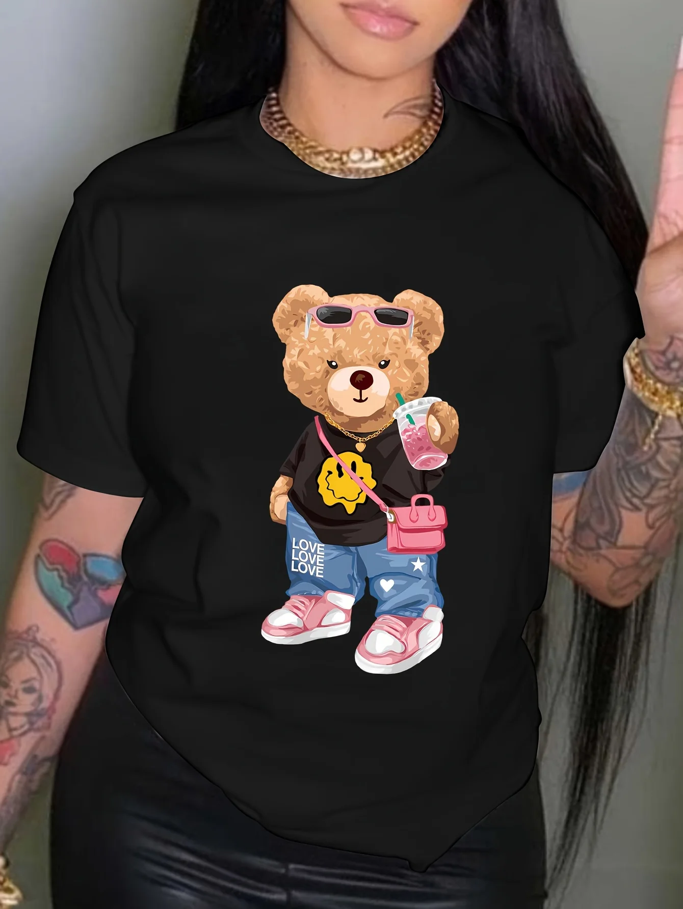 

Heartbeat teddy bear printed fashionable and versatile short sleeved round neck women's T-shirt a unique and surprising gift