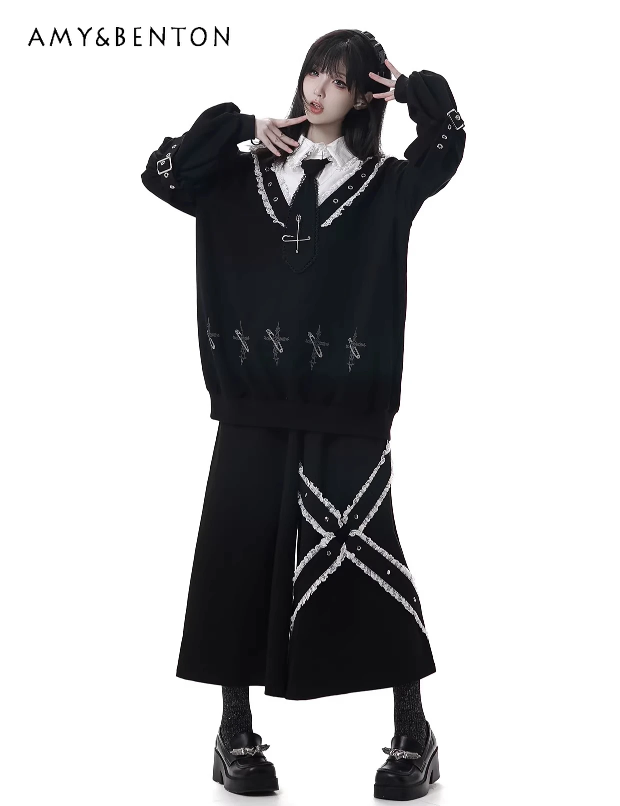 

Spring Autumn Women's Gothic Punk Style Loose Casual Fake Two-Piece Black Long Sleeve Sweatshirt High Waist Wide-Leg Shorts