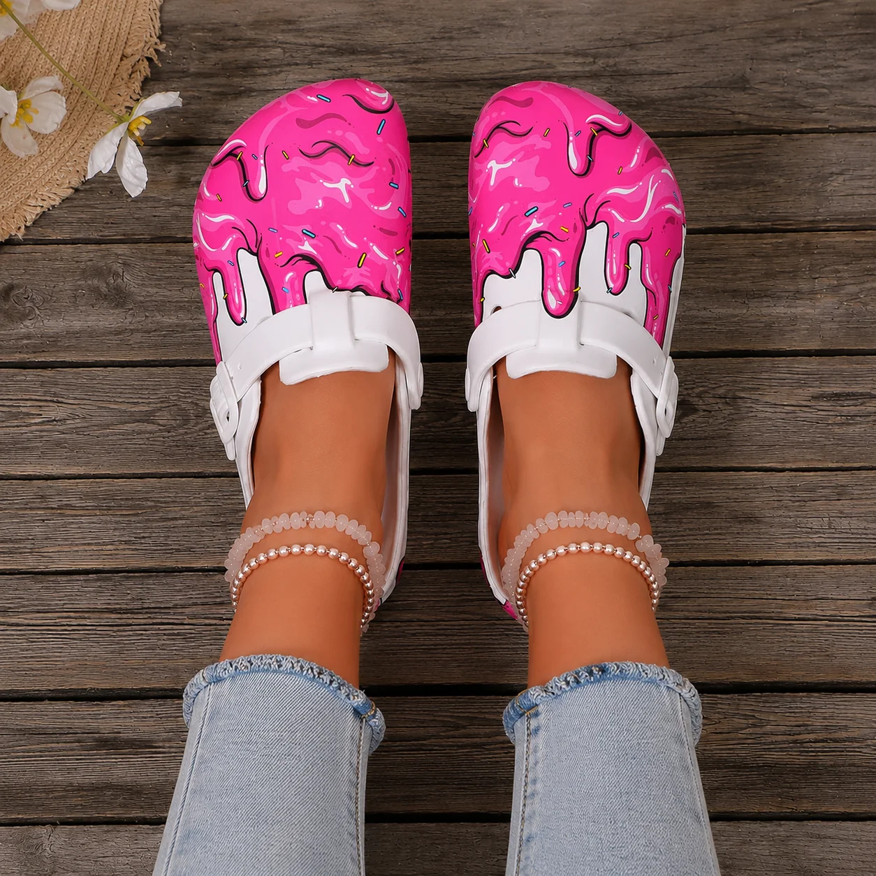 Damen-Krankenschwesterschuhe mit rosa Donut-Muster, geschlossene Zehenpartie, verstellbarer Riemen, zum Überziehen, Pflegeschuhe. – Detail 2