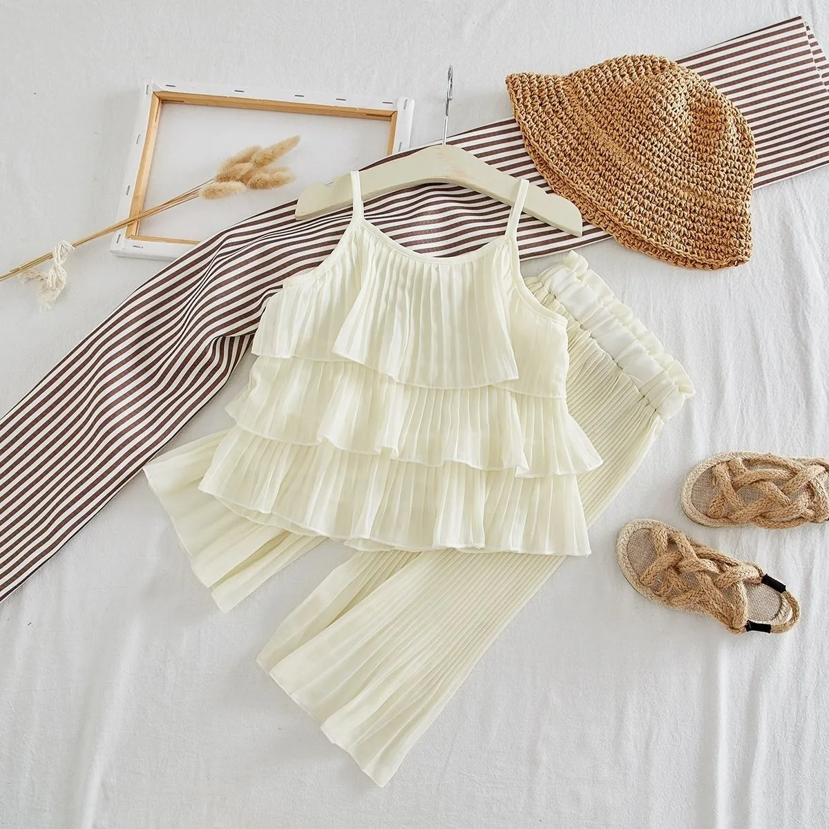 

Girls' Summer Set Fashion New Style Children's Chiffon Western Style Strap Top+Wide Leg Pants 2-piece Set