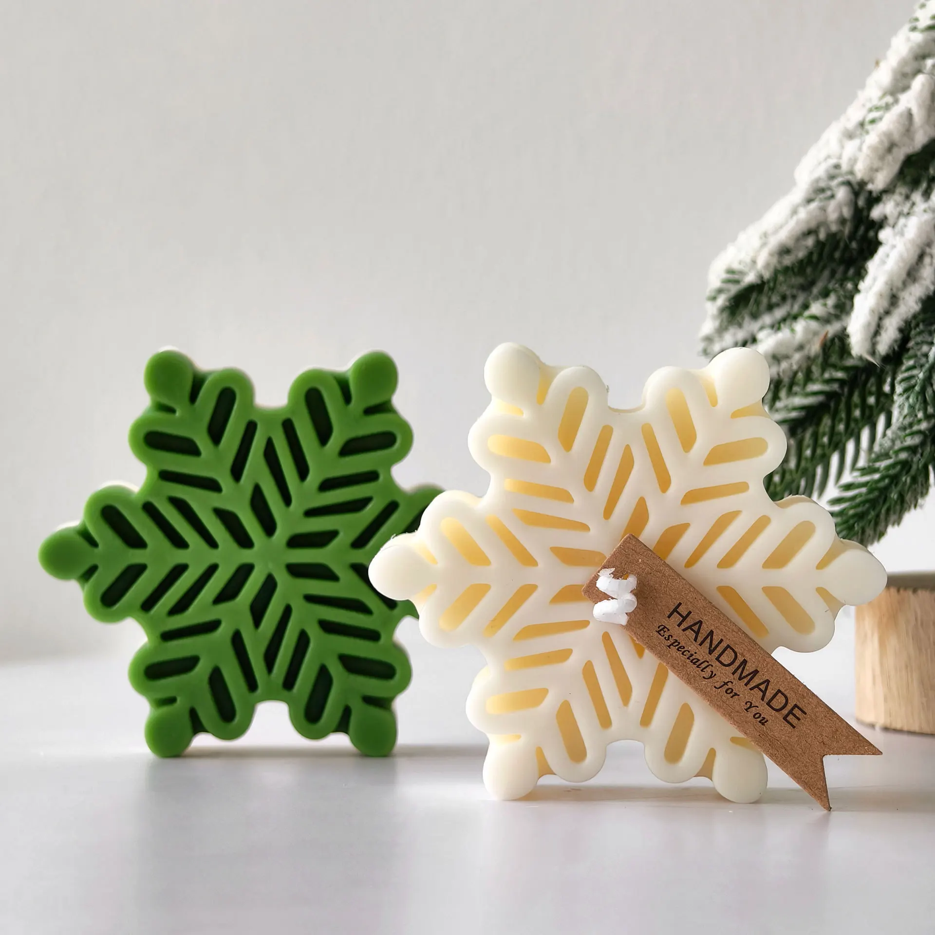 DIY Christmas Snowflake Silicone Mold Scented Candle Handmade Soap Molds Christmas Biscuit Candy Chocolate Baking Mould