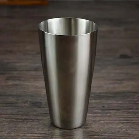 Cocktail Shaker Bottle Stainless Steel Mirror Finish Mixing Tin Malt Cup for Bar Parties and Home Use 750ml