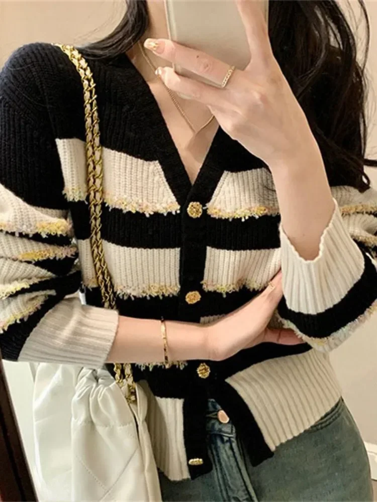 

Korean Sweet Crop Cardigan Jackets V-neck Long Sleeve Pull Femme Y2k Button Knitted Sweater Tops Contrast Stripe Sueter Mujer