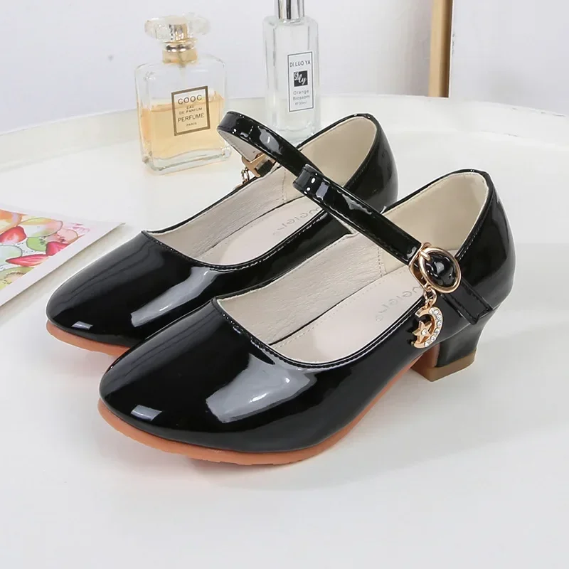 Girls Children Mary Jane Shoes Fashion Princess Low Heels Versatile Glossy Black Kids Non-slip Leather Shoes for Party Wedding