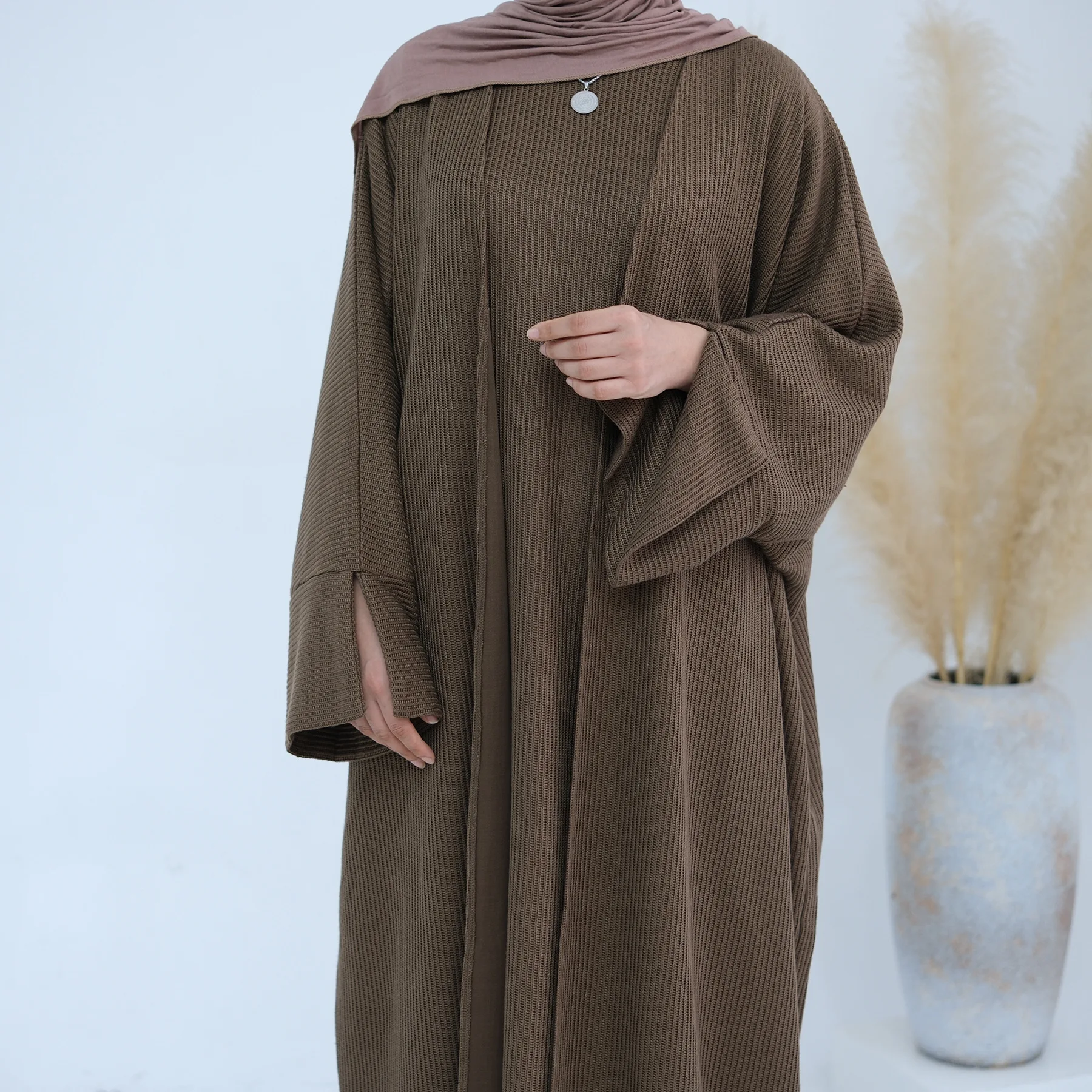 Eid invierno Abaya abierto Dubai lujo grueso tejido suelto suéter Kimono Abayas para mujeres musulmanas Islam Kebaya Kaftan bata Ramadán