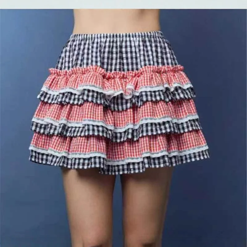 2025 New Summer Styl Women’s Multi-layer Plaid Seersucker Lace Splicing Sweet and Sexy Puffy Short Skirt Explodes