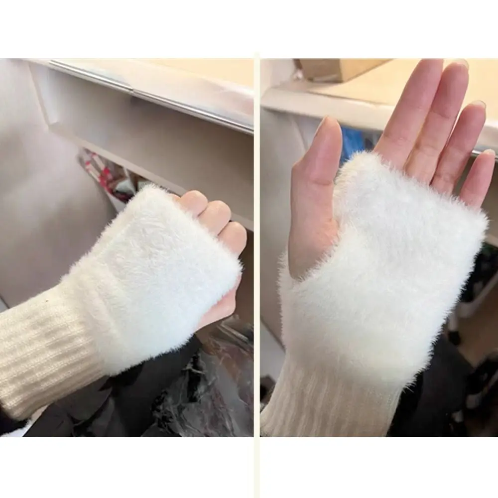 قفازات نصف إصبع محبوكة من القطيفة ، أحادية اللون ، ناعمة ، بدون أصابع ، دافئة ، كتابة مكتبية ، طالبة ، بنات ، موضة