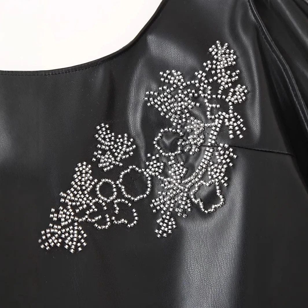 Dames Kunstleren mini-jurk Kralen rugloos sexy mid-taille Effen kleur U-hals jarreteljurk lente zomer Nieuwe vrouwelijke chique top