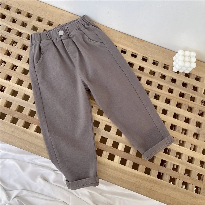 Jungen-Cargohose mit mittelhohem Knopf, lässig, bequem, atmungsaktiv, für Frühling und Herbst, modisch, für Kleinkinder von 1–8 Jahren – Detail 4