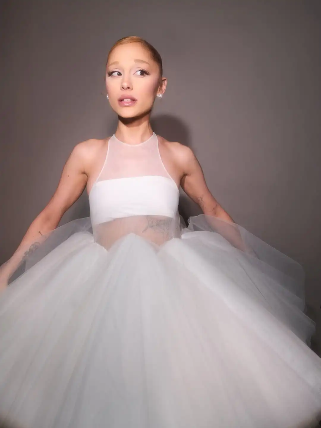 Robe à bulles blanche mignonne, robe de bal en Tulle transparent, robe d'anniversaire courte, robes de bal, Costume de danse personnalisé, robe de célébrité, 2026