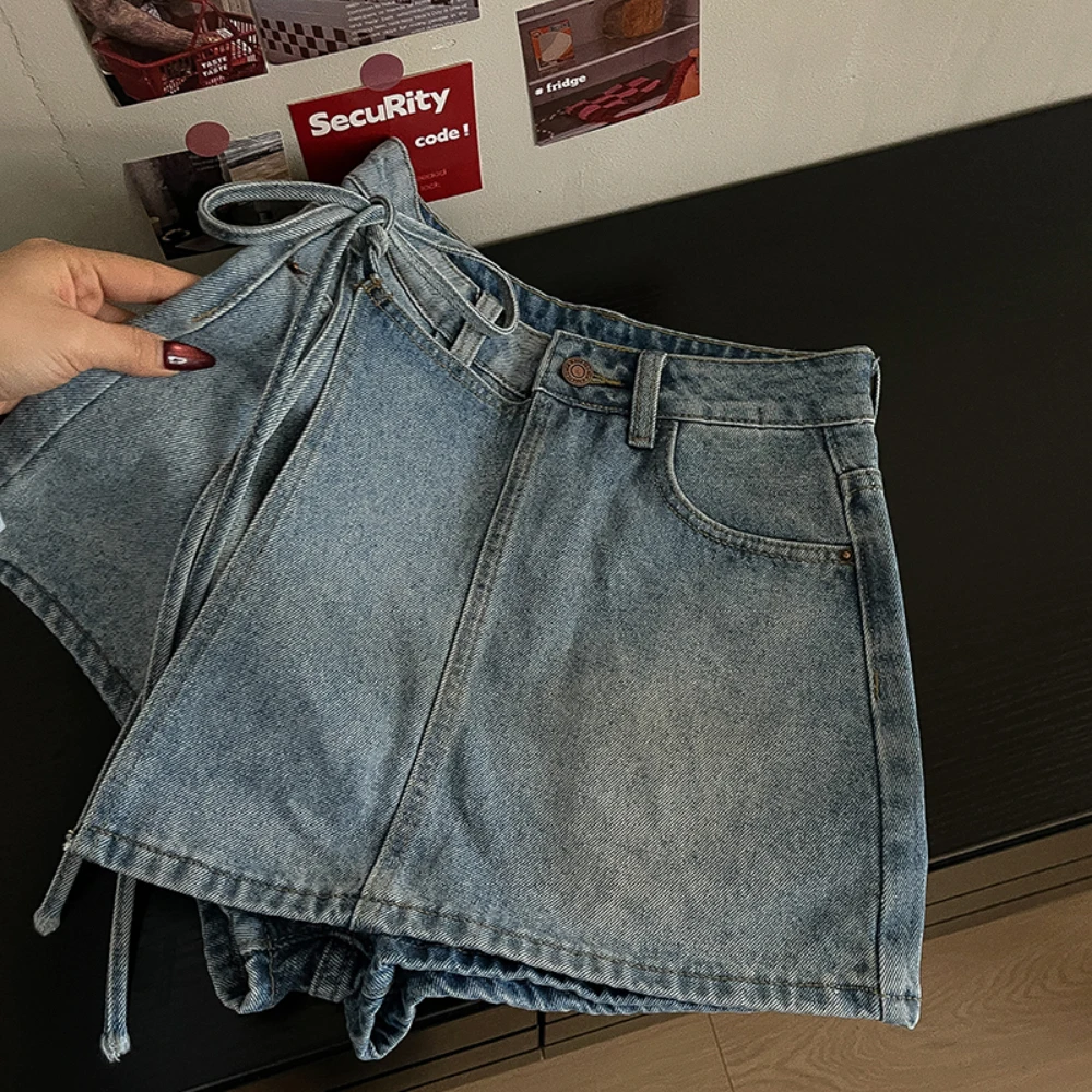 Falda vaquera Irregular para mujer, pantalones cortos de diseño Vintage con cordones, pantalones cortos de cintura alta, ropa de fiesta y Club para 18-24 años, verano 2025