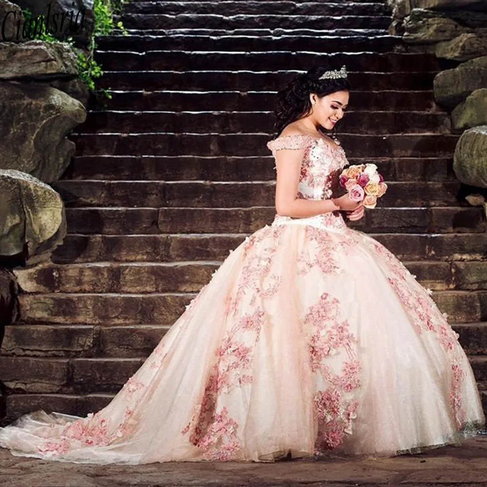 فساتين أميرة السماء الزرقاء Quinceanera مع كيب الذهب الدانتيل زين Vestidos دي Quinceañera الحبيب الحلو 16 فستان