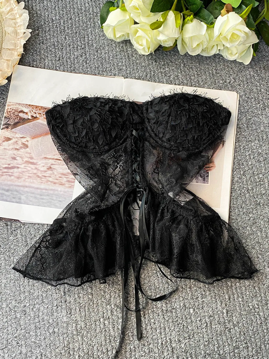 Retro Tassel Trim Lace Crop Top Women's Summer Sexy Invitation Gathered Vest with Chest Pad Breathable Comfortable Thin Model