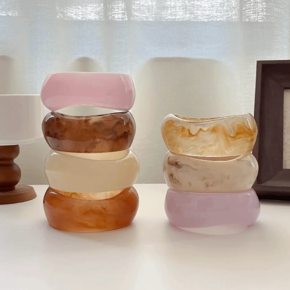 Vintage Wide Irregular Resin Bracelet Marbling Geometric Cuff Bracelet Exaggerated Thickened Chunky Bangle Gifts