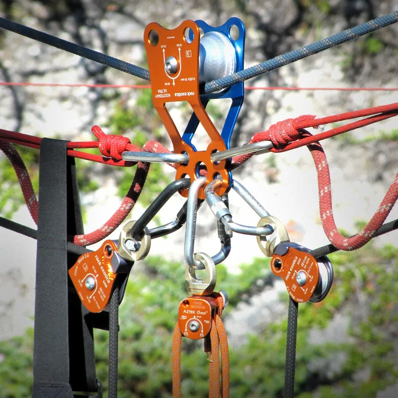 Stupid Bird Adventure Rock Exotica Kootenay P3 rescues the big pulley to drag through the knot pulley block.