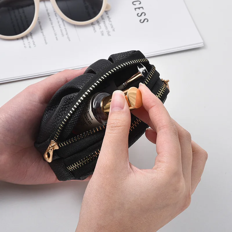 Small wallet coin purse women's simple and advanced multifunctional and practical temperament pleated double-layer zipper card b