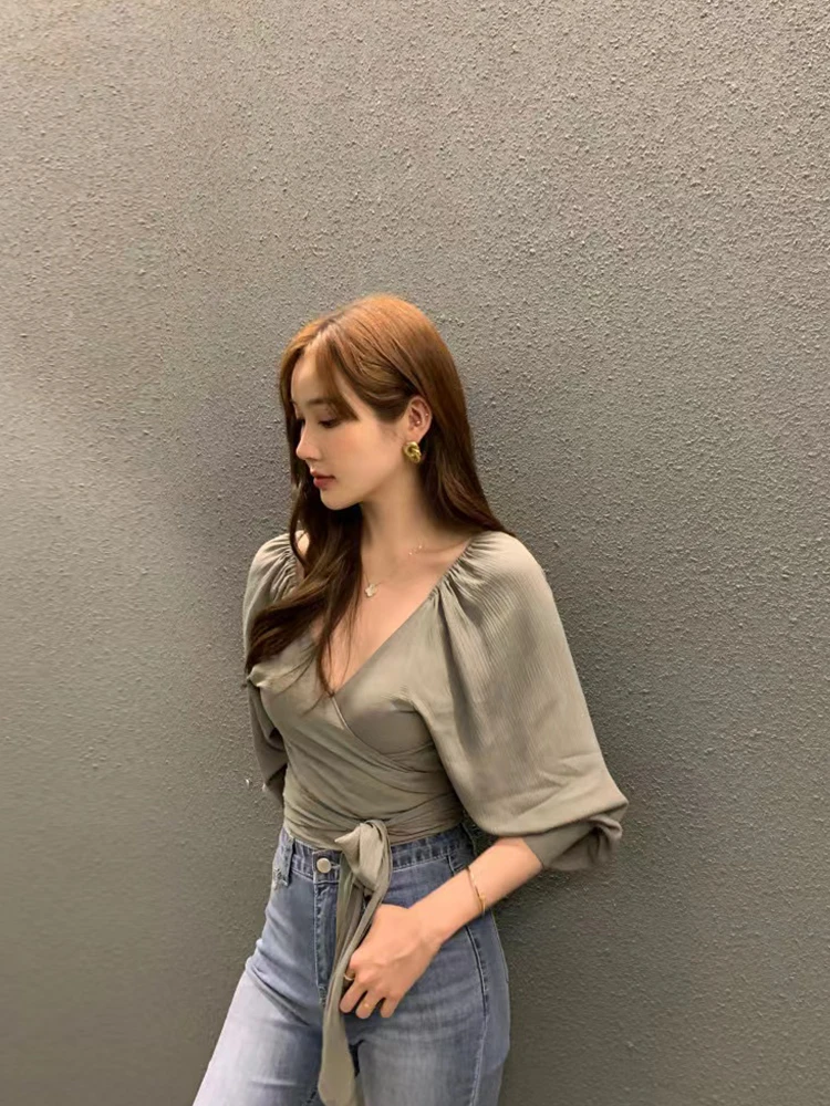 Chic Early Autumn ort Waist-Cinching Long Sve Large V-Nebone Exposure Belted Slimming Pure Color irt for Women