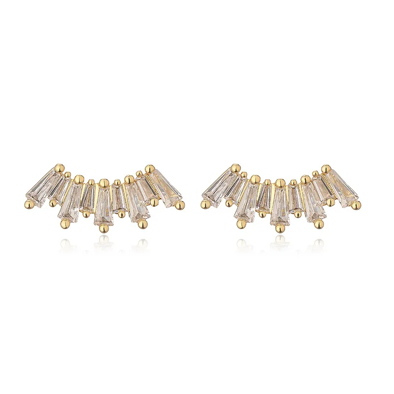 

Women's earrings plated with 18k gold crystal zircon geometry, trendy and fashionable jewelry for all seasons