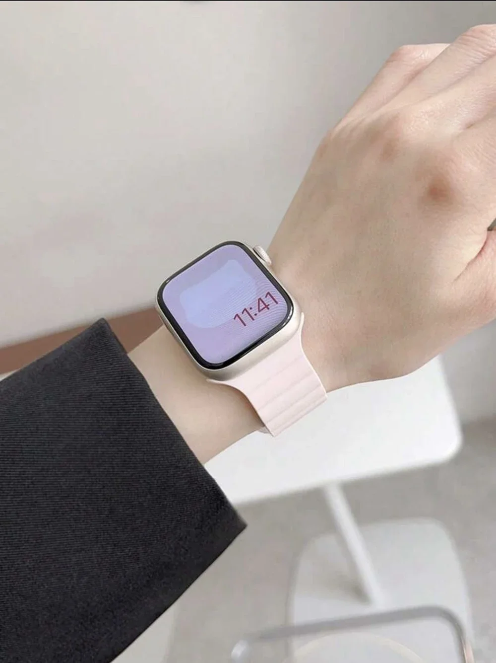 素敵な磁気シリコンループ Apple Watch バンド女性 10/9/7/38 ミリメートル 40 ミリメートル 41 ミリメートル 42 ミリメートル 44 ミリメートル 45 ミリメートル 46 ミリメートルストラップ