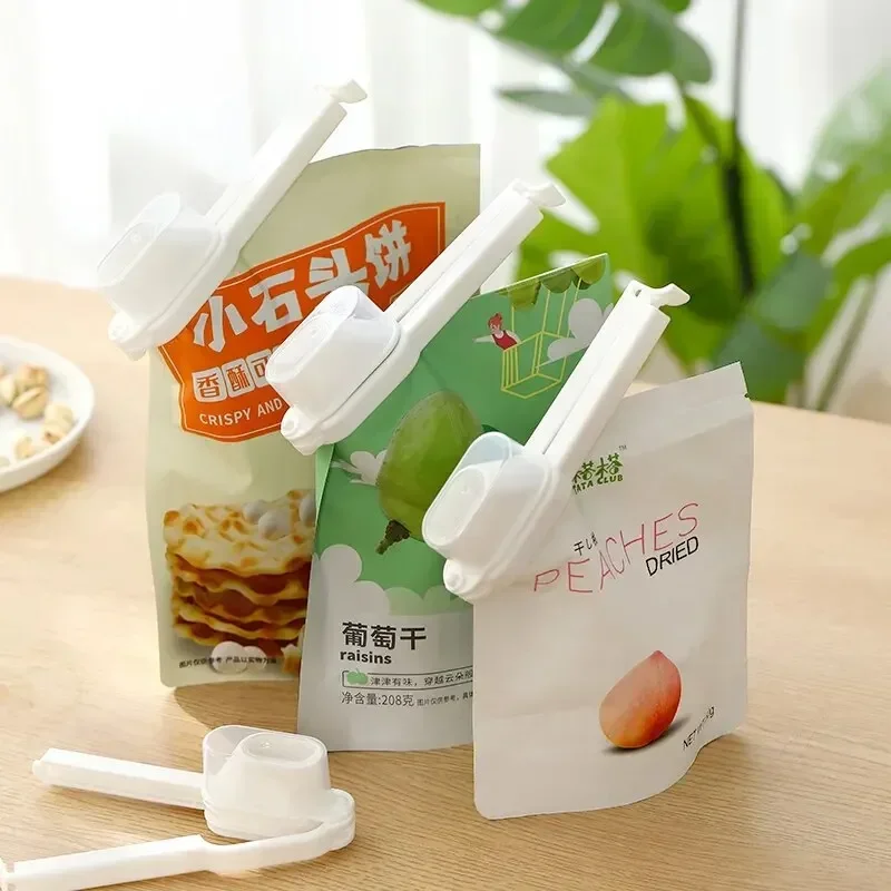 

2PCS Food Bag Clips, With Lid Sealing Clips, Milk Powder Snack Clips Sealer, Kitchen Food Moisture-Proof Chips Milk Bag Clips
