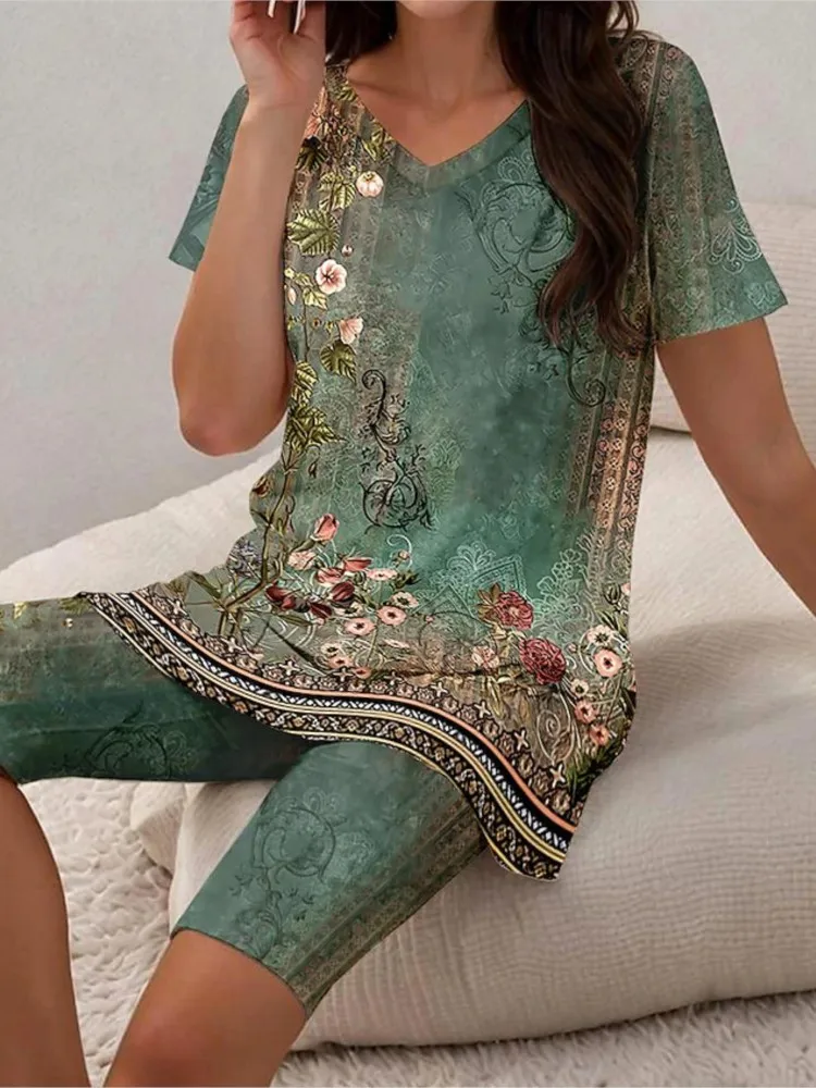 2024 Elegant Two-piece Women\'s Clothing, Tribal Floral Print Casual Short Sleeved Suit, Lace Top And Shorts, Women\'s Clothing