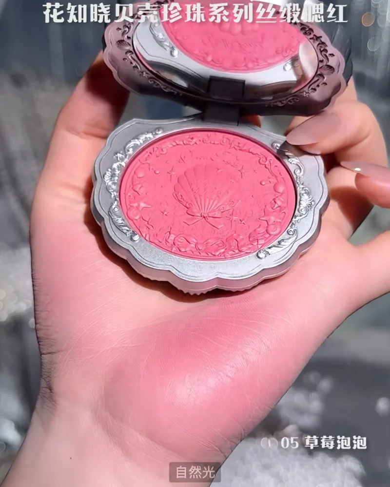 Flower Knows Shells Jelly Series Blush in rilievo Trucco viso Matte Shimmer Trucco nudo naturale impermeabile Guancia schiarente