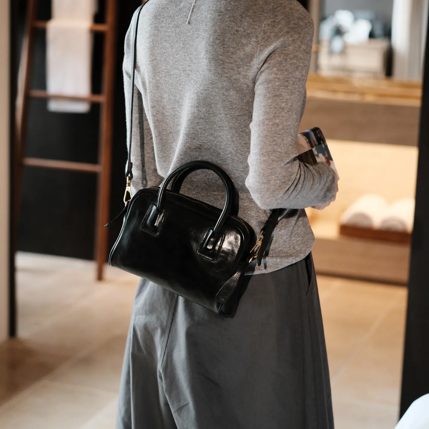 

fashion vintage high quality genuine leather women's handbag weekend party handmade real cow leather shoulder crossbody bag