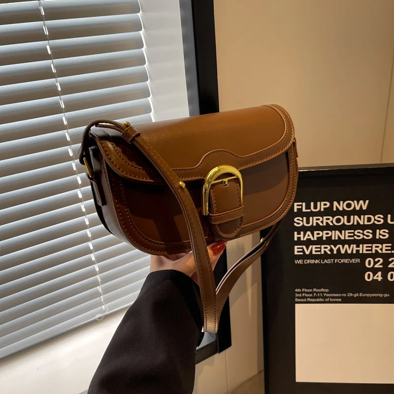 

2025 AW Vintage Saddle Bag Womens Minimalist Shoulder Purse Stylish Commuter Crossbody Retro Versatile Handbag