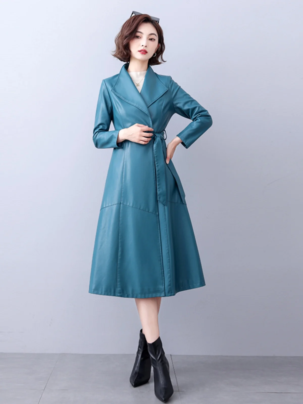 Cappotto in Vera Pelle Haining da Donna, Lunghezza Media, Autunno Inverno 2023, Slim Fit, Antivento, con Cintura in Vita