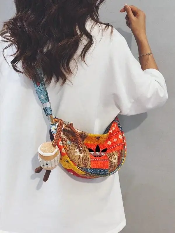 borsa-a-tracolla-casual-in-tela-per-donna-design-compatto-con-contrasto-di-colori-forma-a-fagiolo-borsa-alla-moda-per-il-tempo-libero