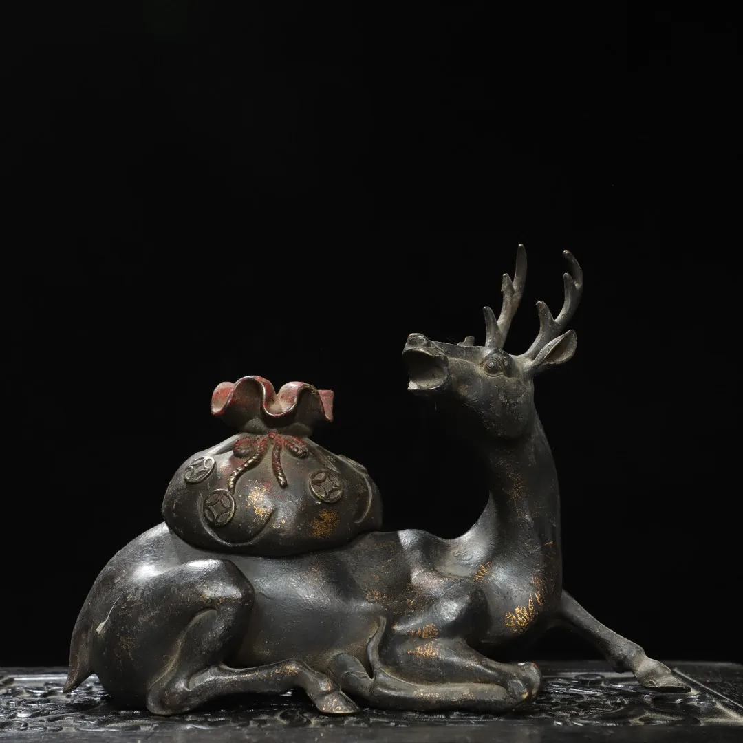 Tibetan brass Liu Tuo gold painted plate cone deer incense burner ornament, Jiatang incense case offering interior jewelry 25cm