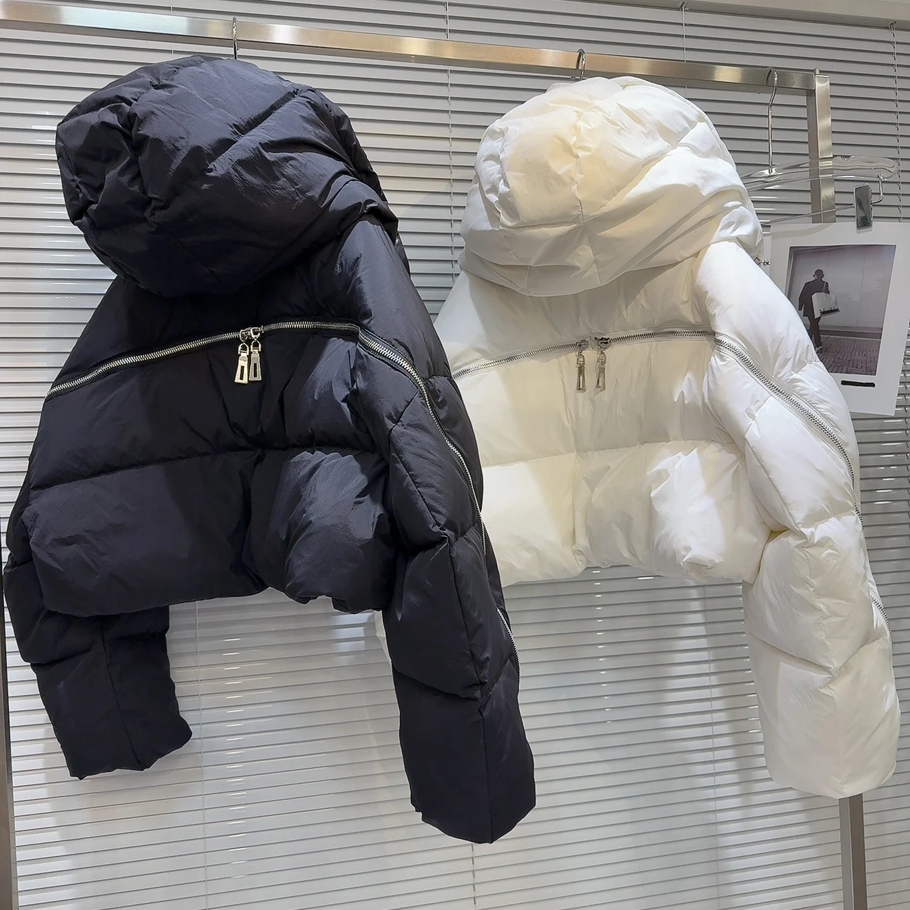 Winter Hooded Back Zipper Short Down Jacket Female Solid Loose Thick Windproof Parker Outwears Women White Duck Down Warm Jacket