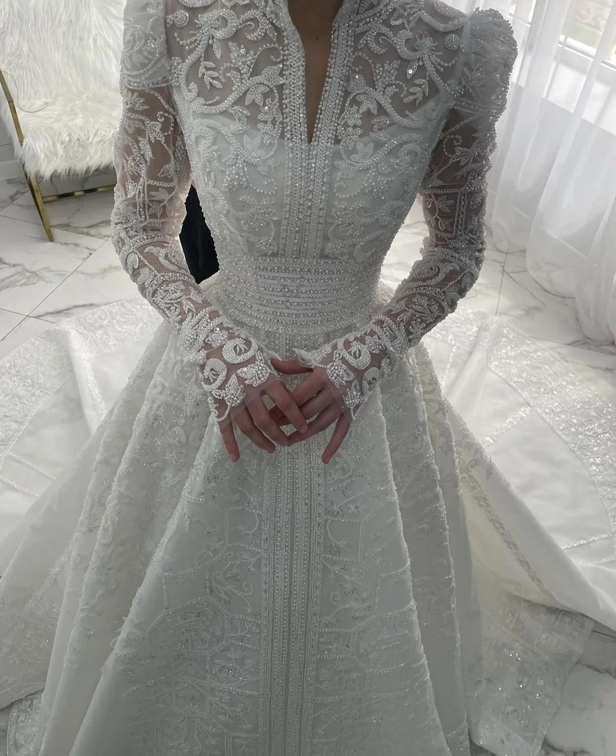 Flavinke personalizado vestidos de casamento de luxo miçangas apliques rendas uma linha vestidos de noiva gola alta mangas compridas trem varredura roupões