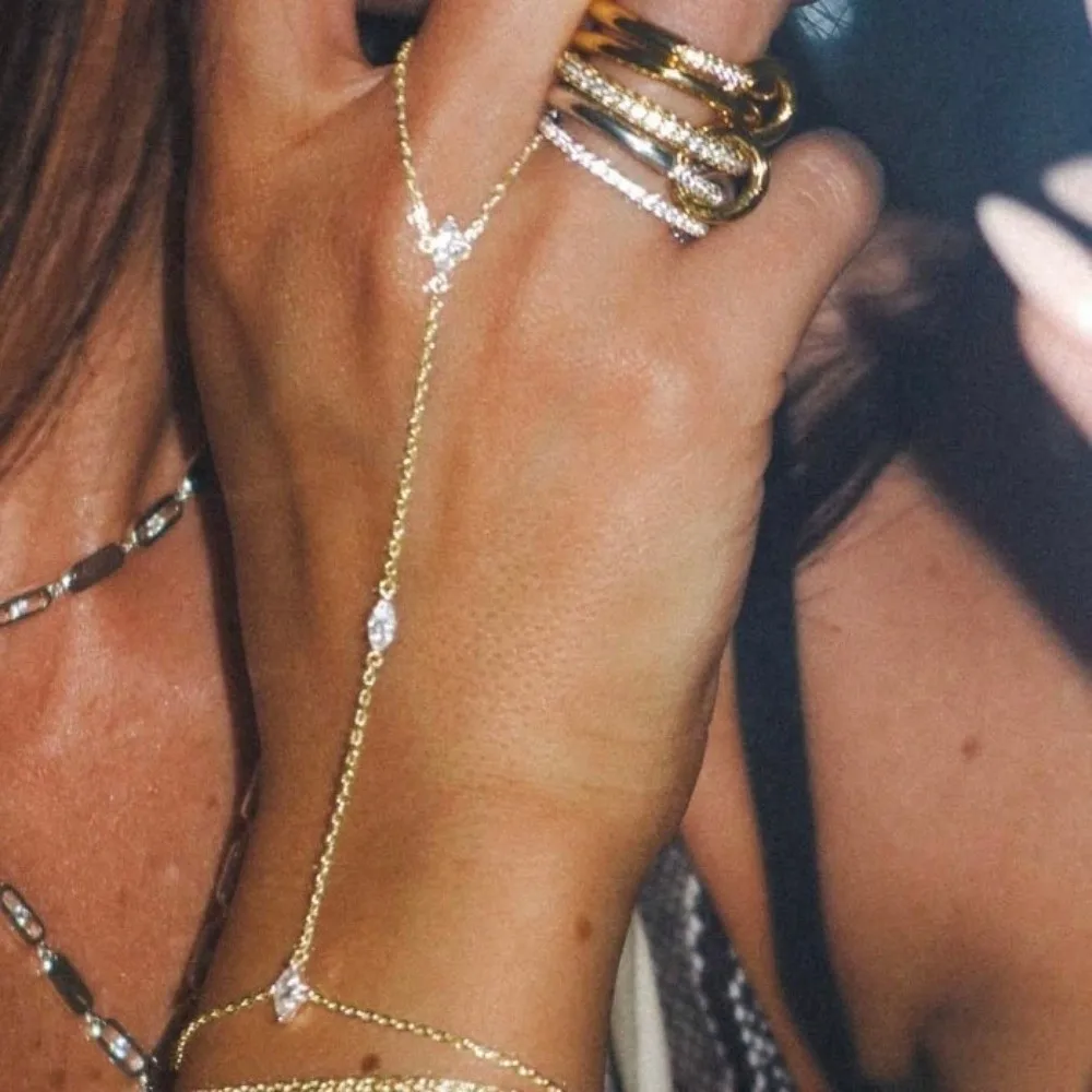 New Gold/Silver Finger Bracelets Delicate Thin Chain Shiny Rhinestones Connected Finger Ring Multilayer Vintage Handmade