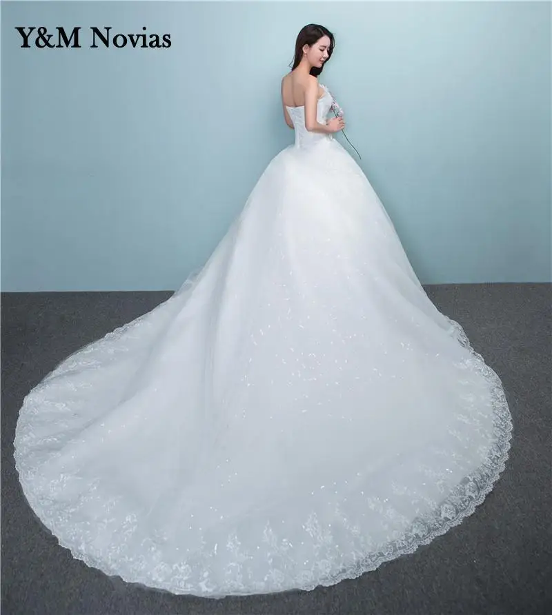 New Luxury Beading Brush Train Lace Up Wedding Dress Sexy Strapless Applique Customized Plus Size Bridal Gown Vestido De Noiva