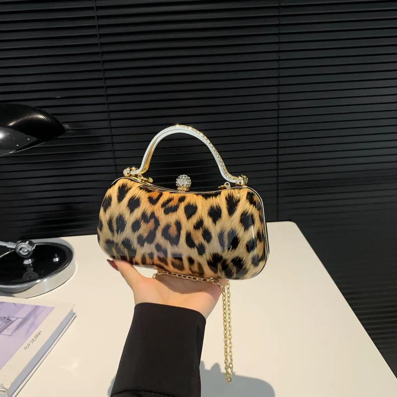 Nowa luksusowa damska kopertówka na imprezę kobieca wieczorowa błyszcząca PC wzór w cętki łańcuszek torebka na ramię typu crossbody designerska torebka na telefon