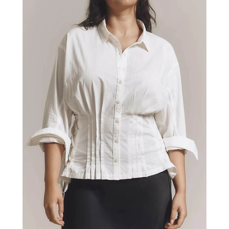 Combhasaki 女性クリーンフィットエレガントスリムフィットシャツボタンダウンラペル襟付きディープ V ネックトップスプリーツウエスト長袖ブラウス