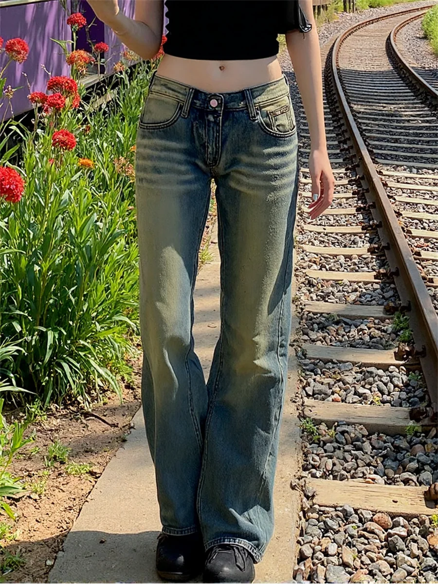 

Джинсы-клеш с низкой посадкой для девочек, джинсовые брюки, женская одежда, осенние, свободного кроя, в американском стиле, рабочая одежда, женственная, на каждый день, шикарные