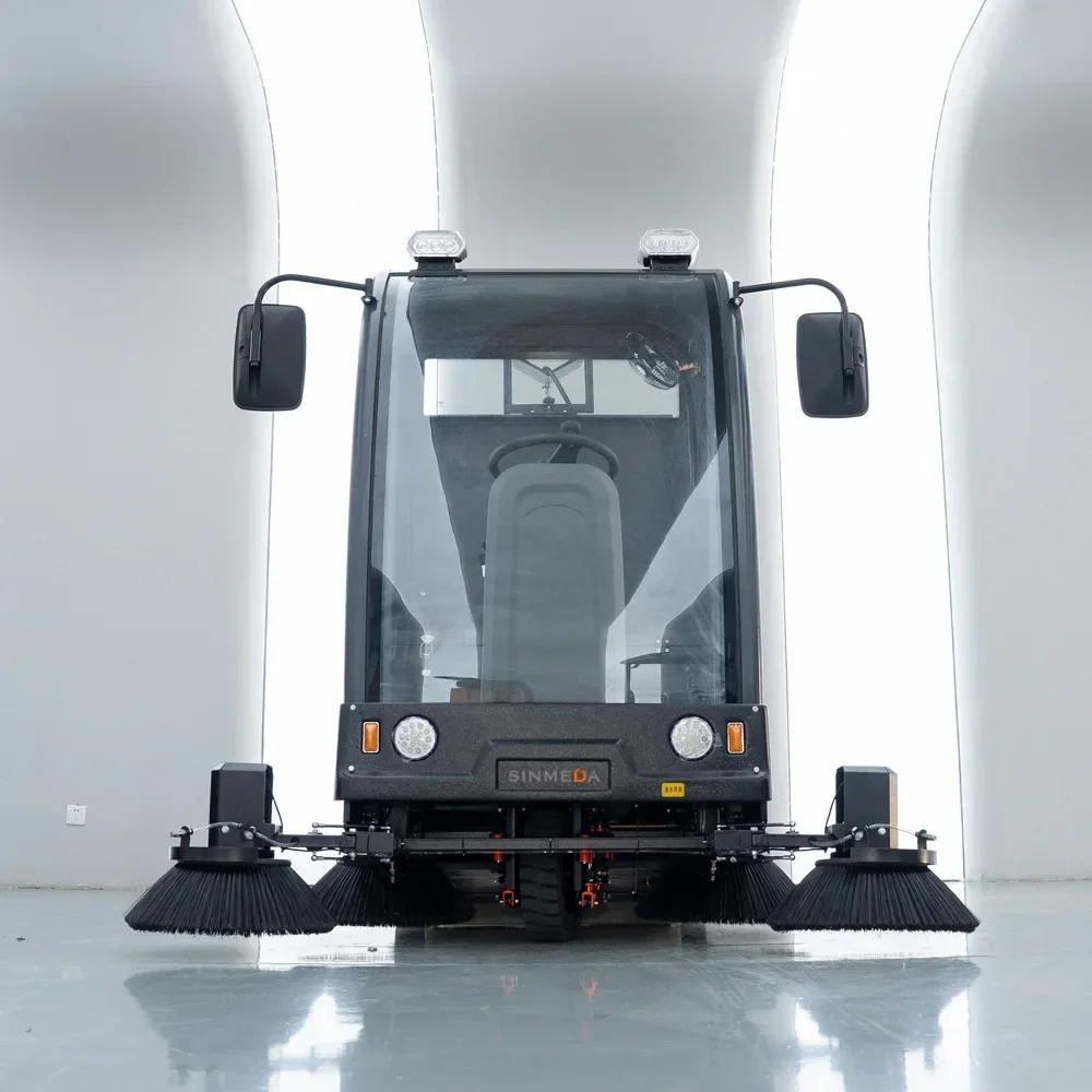 Hot Sale Customized 1950mm Wide Artificial Road Sweeper Factory Price Electric Ride-on New Condition