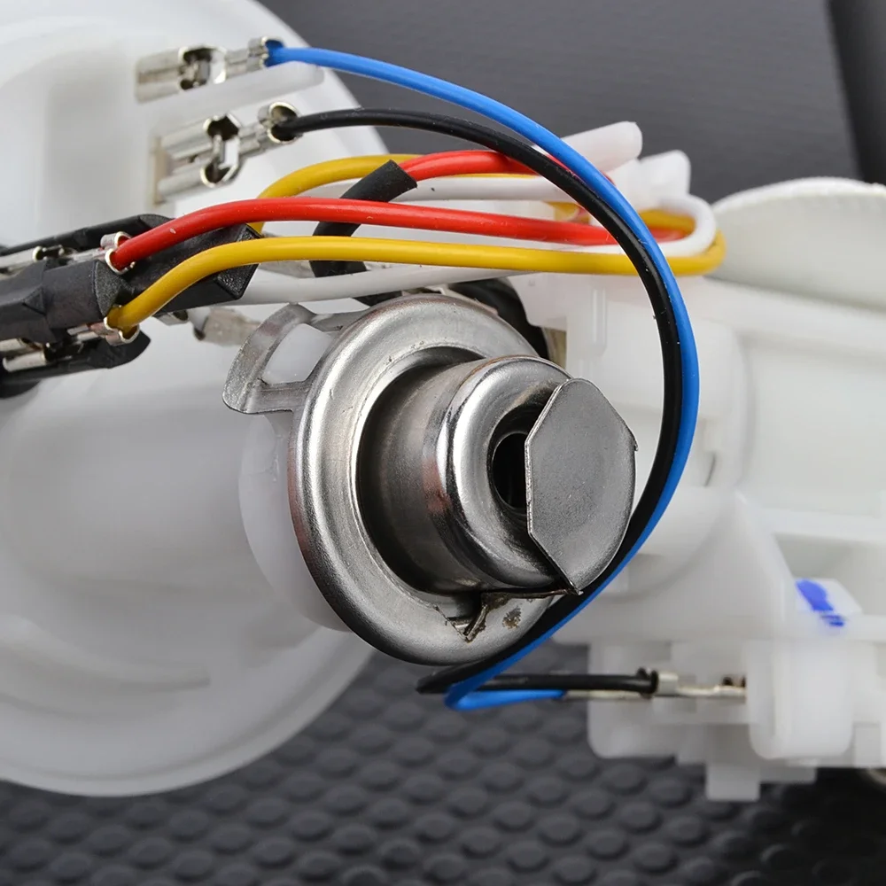 1PN-E3907-10 1PN-E3907-01 Fuel Pump Assembly For Yamaha Xeon RC 125 2013 XEON GT 125 2014