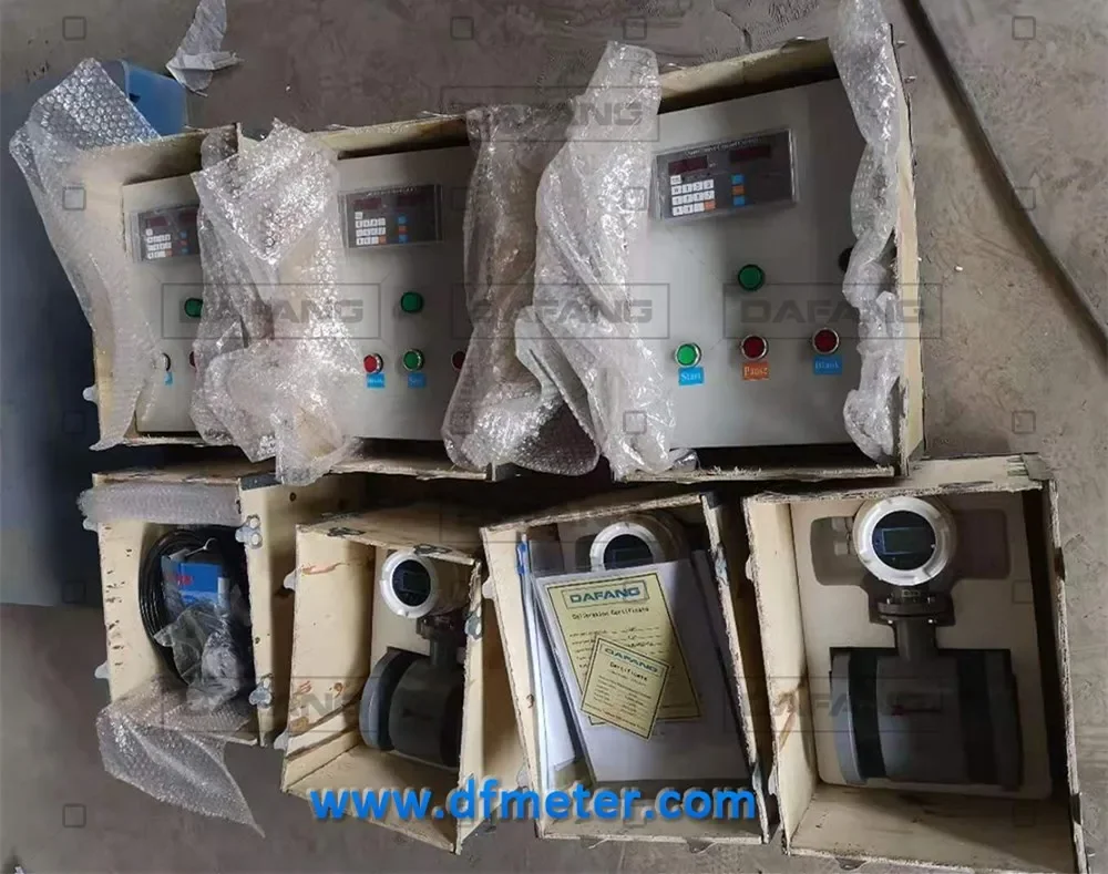 TLF AC220V DC24V Qutative Digital Liquid Flow Control Valve Flow Qutative Controller Flow Meter Control Box