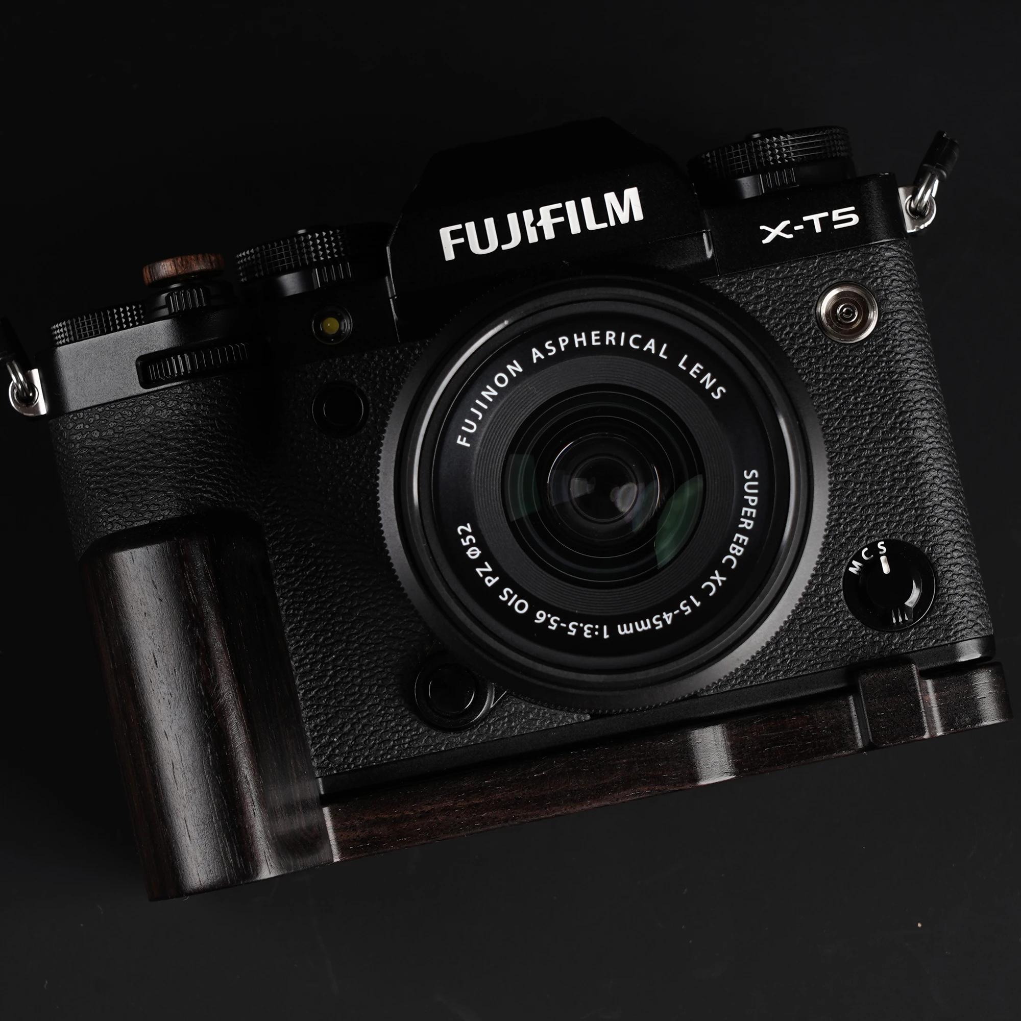 Fujifilm XT5 Solid Wood Red Sandalwood Gray ebony wood Handle Grip Handle Protects Base Ultra-light design